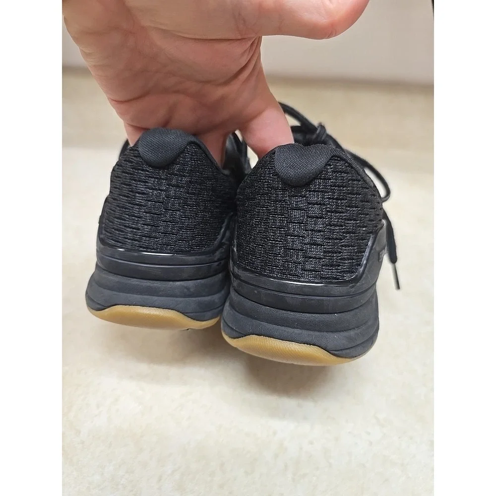 Born Primitive Savage 1 Women's Training Shoes Size 11 Black Gum Sole CrossFit